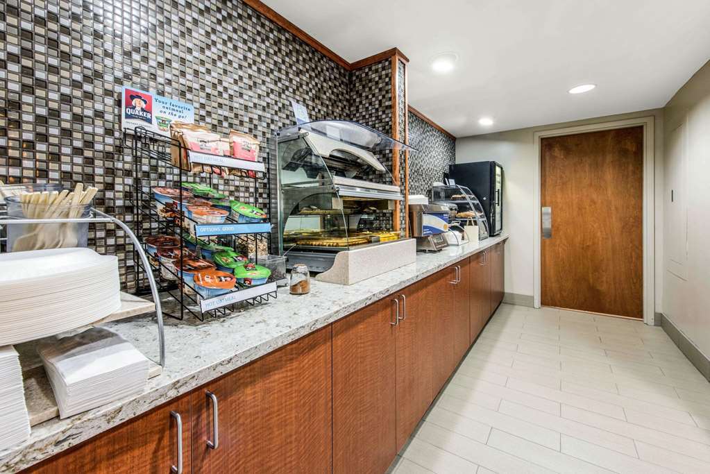 Clarion Inn Cranberry Township Restaurant foto