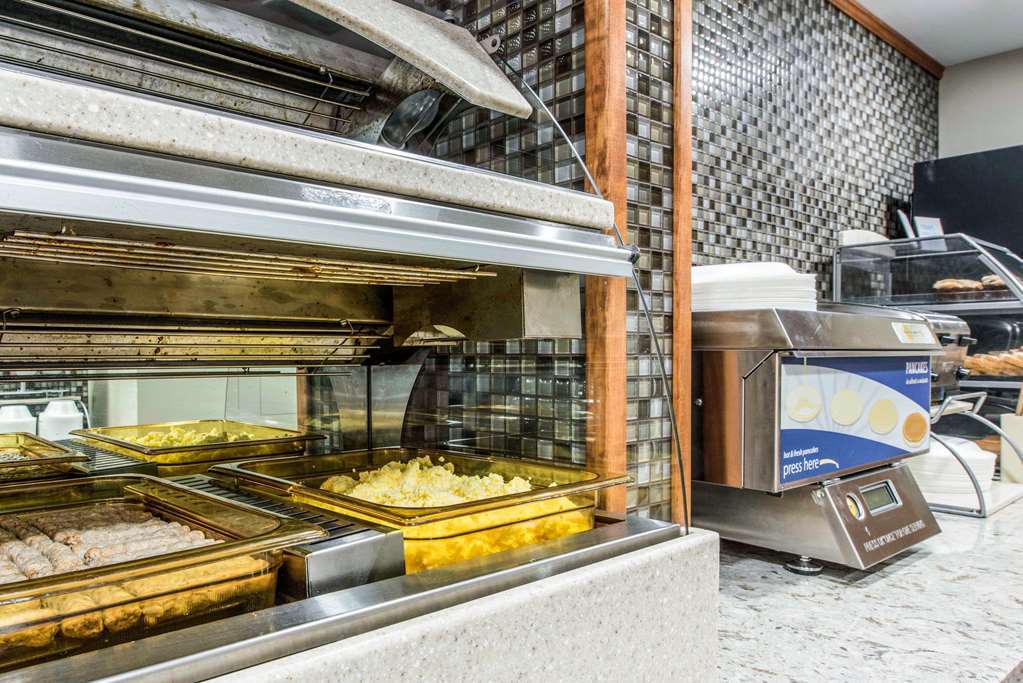 Clarion Inn Cranberry Township Restaurant foto