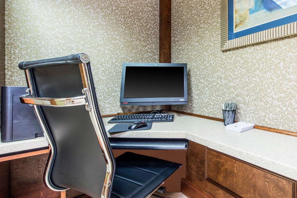 Clarion Inn Cranberry Township Faciliteiten foto