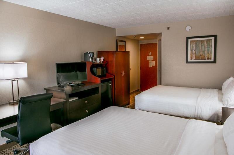 Clarion Inn Cranberry Township Buitenkant foto